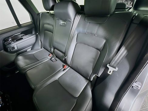 Used 2018 Land Rover Range Rover HSE image 26