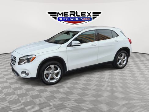 Used 2020 Mercedes-Benz GLA 250 4MATIC image 4