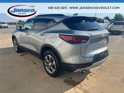 Used 2023 Chevrolet Blazer LT w/ Convenience Package FWD image 4