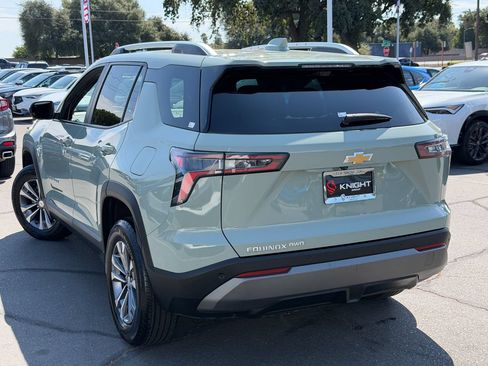 Used 2025 Chevrolet Equinox LT w/ Convenience Package II AWD/4WD image 9