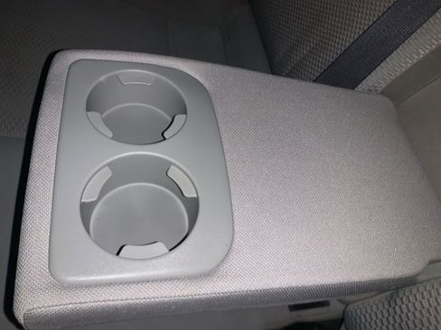 Used 2017 Subaru Forester 2.5i Premium w/ All-Weather Package image 27