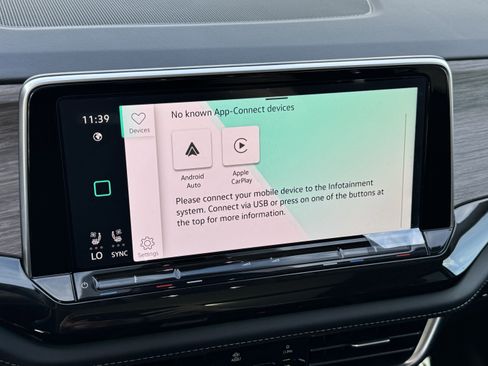 Used 2025 Volkswagen Atlas SEL image 26