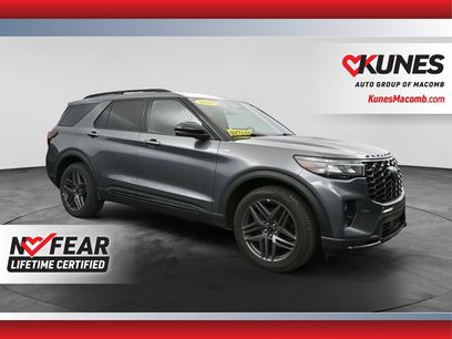 Used 2025 Ford Explorer ST-Line w/ ST-Line Street Pack