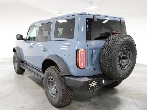 New 2025 Ford Bronco Outer Banks w/ Sasquatch Package image 6