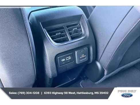 Used 2025 Chevrolet Blazer RS FWD image 25