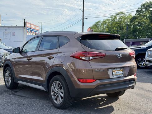 Used 2017 Hyundai Tucson SE Plus w/ Cargo Package AWD/4WD image 5