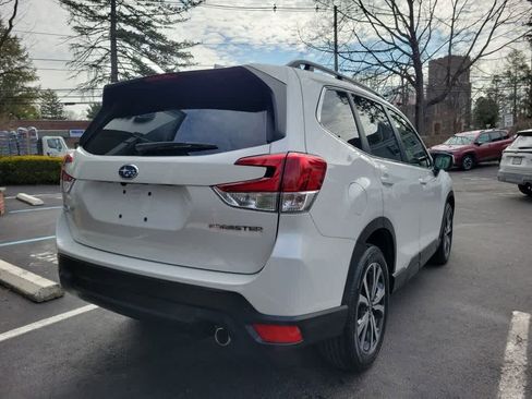 Certified 2023 Subaru Forester Limited image 3