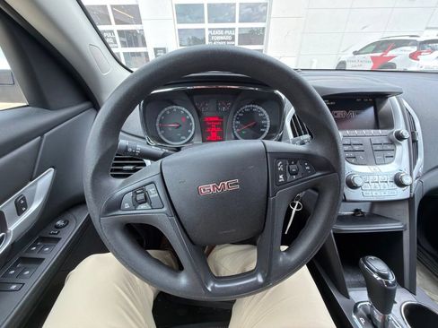 Used 2017 GMC Terrain SLE FWD image 12