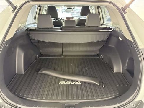 Used 2025 Toyota RAV4 XLE w/ Convenience Package AWD/4WD image 13