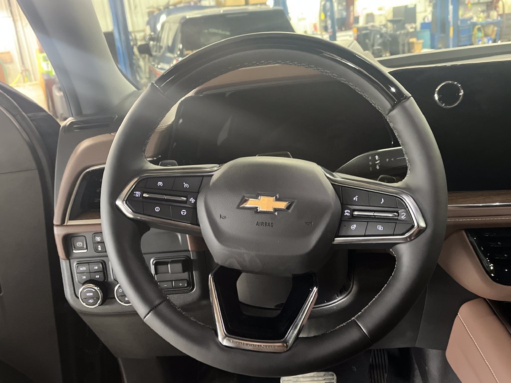 New 2026 Chevrolet Tahoe High Country AWD/4WD image 14