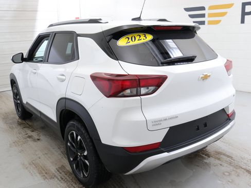 Used 2023 Chevrolet TrailBlazer LT w/ Convenience Package image 7