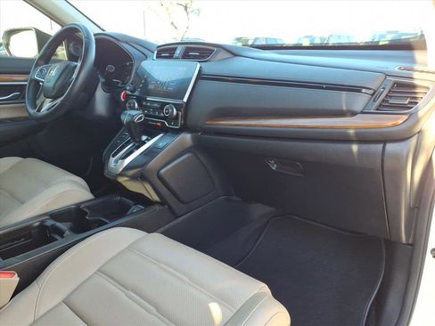 Used 2017 Honda CR-V Touring image 10