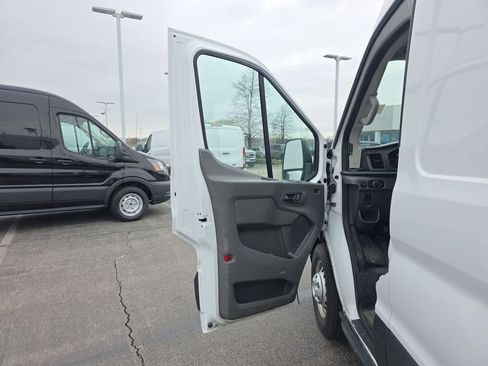 Certified 2023 Ford Transit 250 Medium Roof AWD image 17