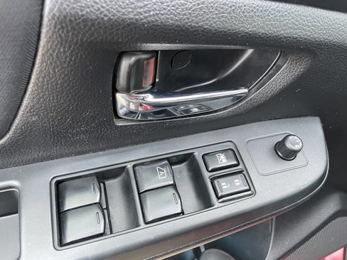 Used 2014 Subaru Impreza 2.0i Premium w/ All-Weather Package w/CVT image 16