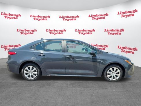 Used 2025 Toyota Corolla LE FWD image 21