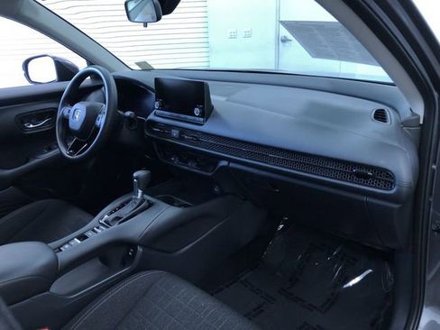 Used 2025 Honda HR-V LX image 22