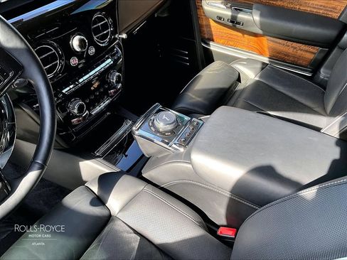 Used 2020 Rolls-Royce Phantom Sedan RWD image 16