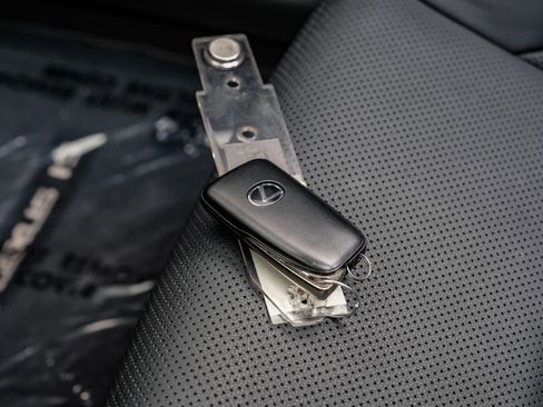 Used 2023 Lexus IS 350 F Sport image 62