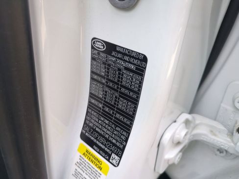 Used 2024 Land Rover Range Rover Evoque S image 31