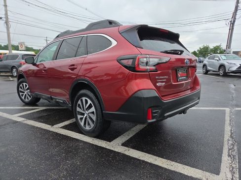 Used 2020 Subaru Outback Premium AWD/4WD image 5