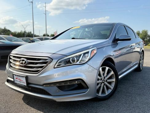 Used 2016 Hyundai Sonata Limited w/ Option Group 04 FWD image 7