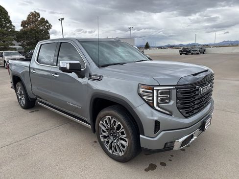 Used 2024 GMC Sierra 1500 Denali Ultimate AWD/4WD image 9