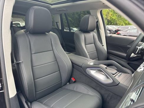 Certified 2026 Mercedes-Benz GLS 450 4MATIC image 13