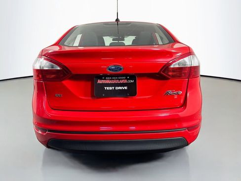 Used 2015 Ford Fiesta SE FWD image 6