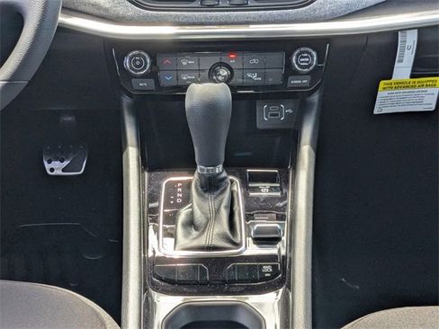 New 2024 Jeep Compass Sport image 20