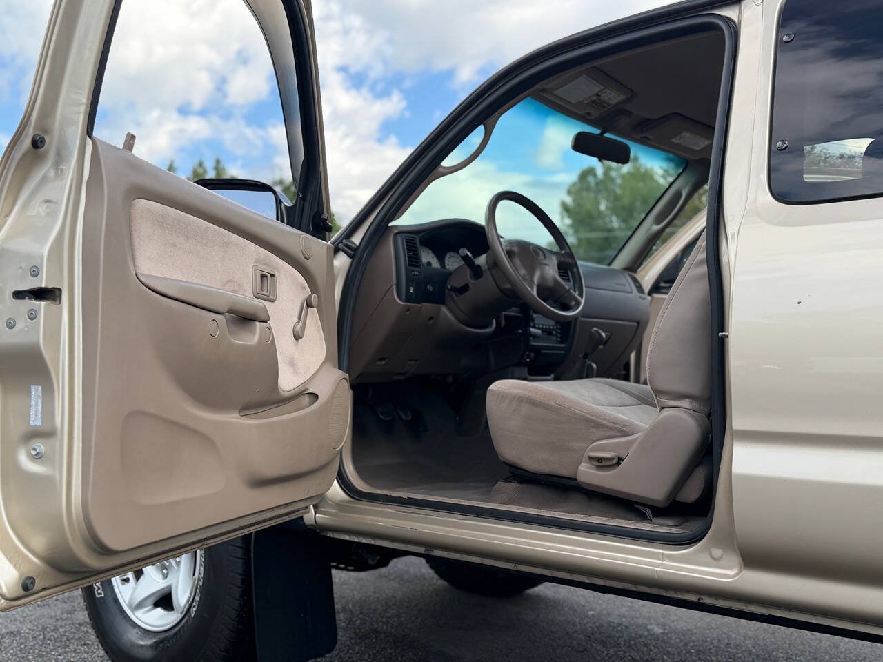 Used 2004 Toyota Tacoma 4x4 Xtracab image 20