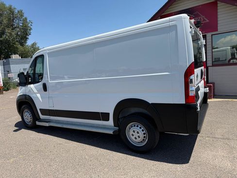 Used 2025 RAM ProMaster 2500 w/ U-Haul Equipment Group FWD image 6