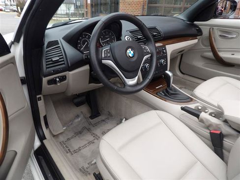 Used 2013 BMW 128i Convertible image 9