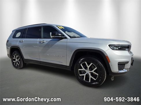 Used 2024 Jeep Grand Cherokee L Limited w/ Luxury Tech Group II image 8