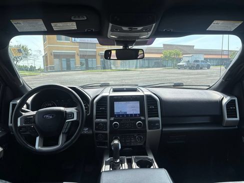 Used 2020 Ford F150 Lariat w/ Equipment Group 502A Luxury AWD/4WD image 11