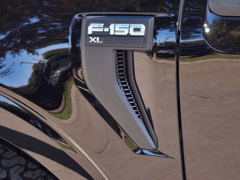 Used 2025 Ford F150 XL image 33