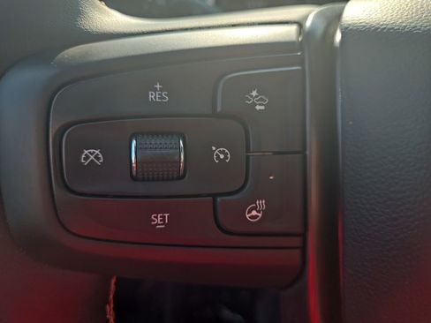 Used 2024 GMC Sierra 2500 AT4 w/ AT4 Preferred Package image 15