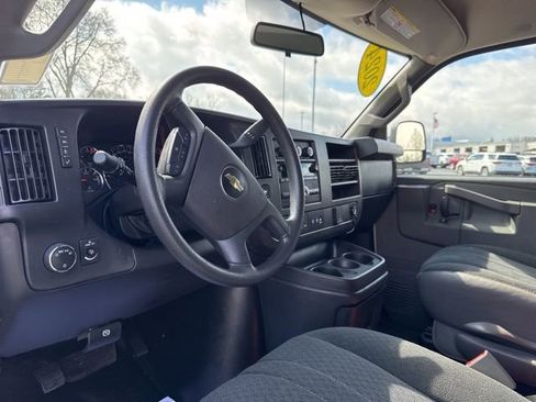 Used 2024 Chevrolet Express 2500 w/ Driver Convenience Package RWD image 9