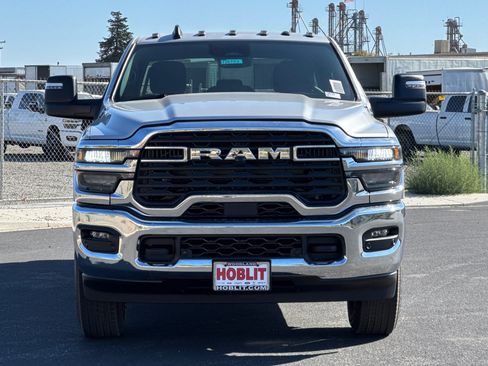 New 2026 RAM 3500 Big Horn AWD/4WD image 8