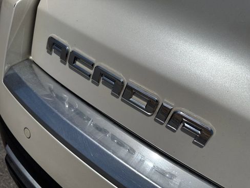 Used 2014 GMC Acadia SLT image 10