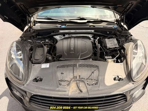 Used 2020 Porsche Macan AWD/4WD image 40