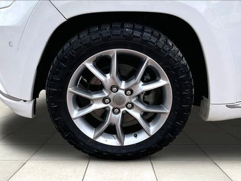 Used 2015 Jeep Grand Cherokee Summit w/ Platinum Series Group AWD/4WD image 9