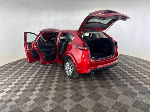 Used 2024 MAZDA CX-5 AWD 2.5 S w/ Select Package image 16