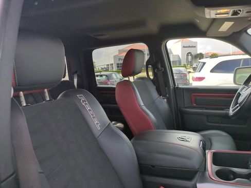 Used 2017 RAM 1500 Rebel w/ Luxury Group image 18