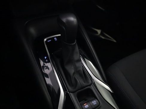 Used 2022 Toyota Corolla SE w/ SE Premium Package image 16