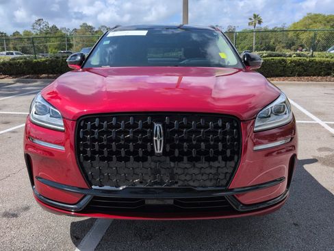 Used 2025 Lincoln Corsair Grand Touring w/ Equipment Group 302A image 9