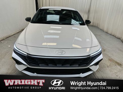 Certified 2025 Hyundai Elantra Sport w/ Cargo Package image 2