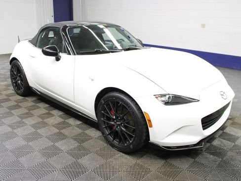 Used 2016 MAZDA MX-5 Miata Club w/ Brembo/BBS Package RWD image 2