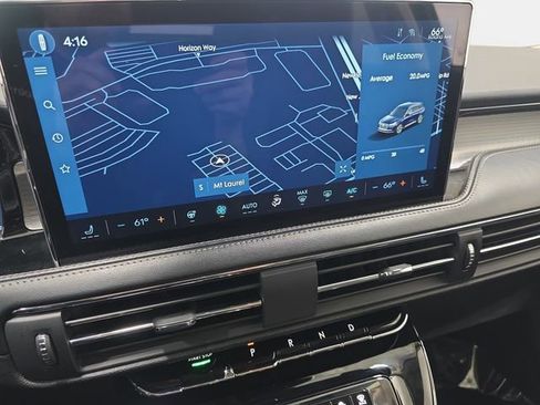 Used 2023 Lincoln Corsair AWD w/ Equipment Group 101A image 21