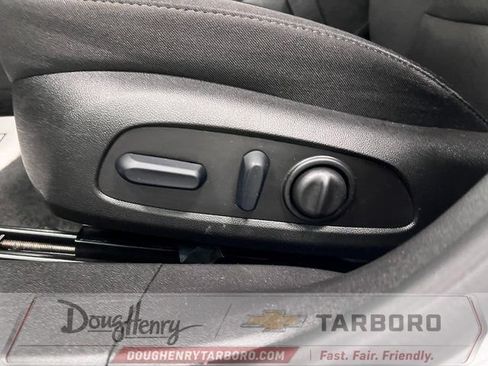 Used 2024 Chevrolet Malibu LT FWD image 28