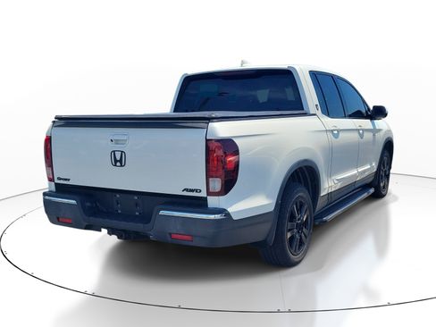 Used 2019 Honda Ridgeline Sport image 9